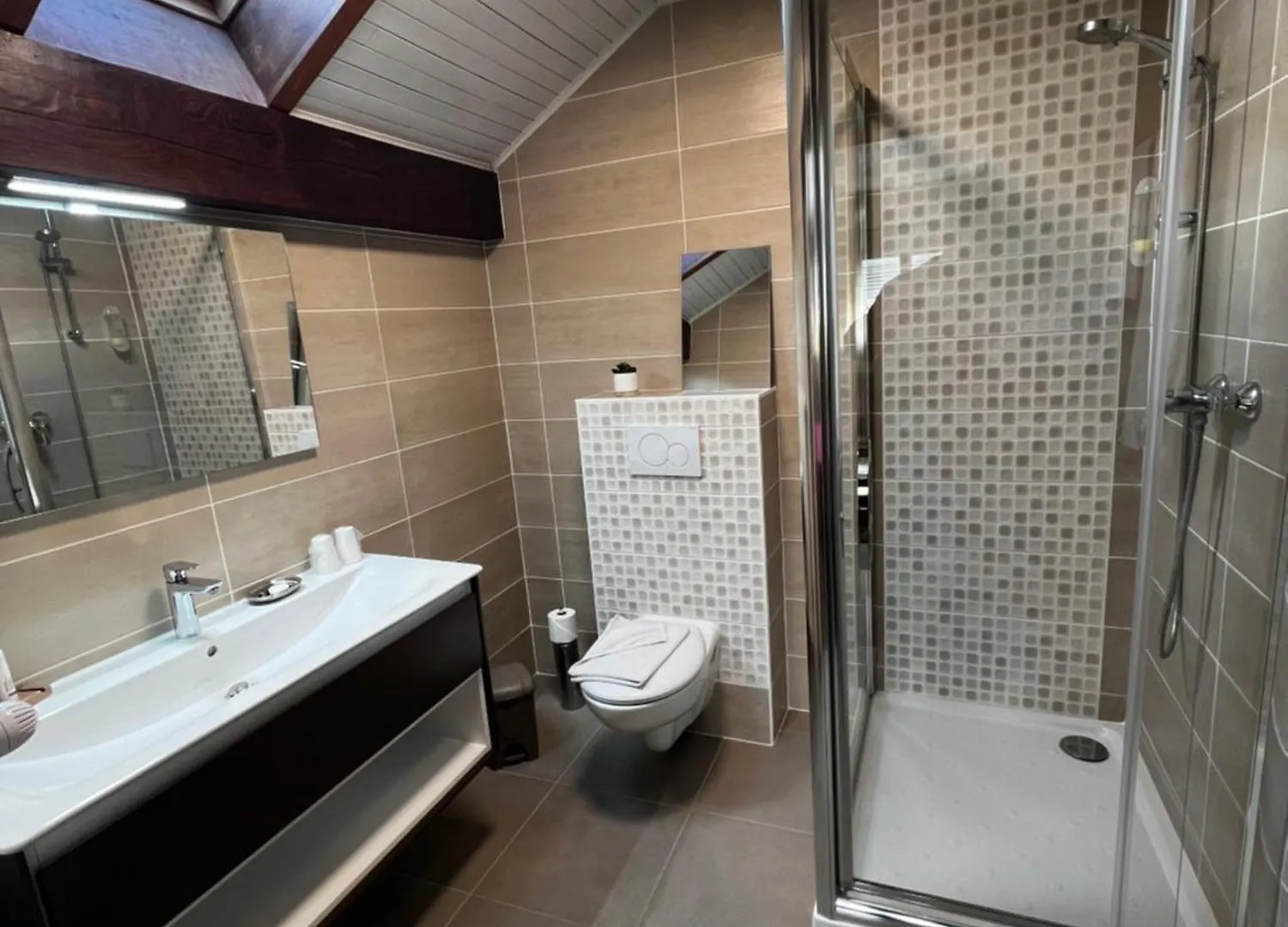 Hotel La Bonne Auberge Ségny