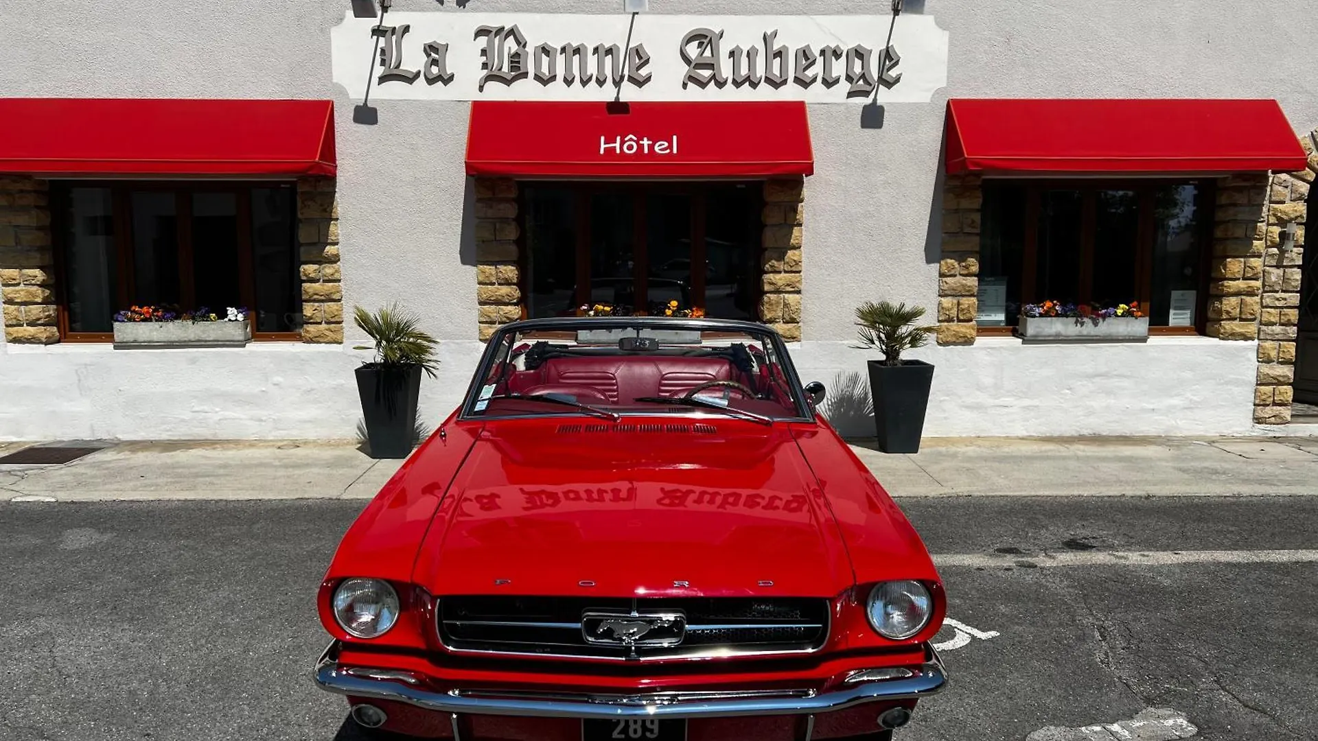 La Bonne Auberge Ségny Hotel