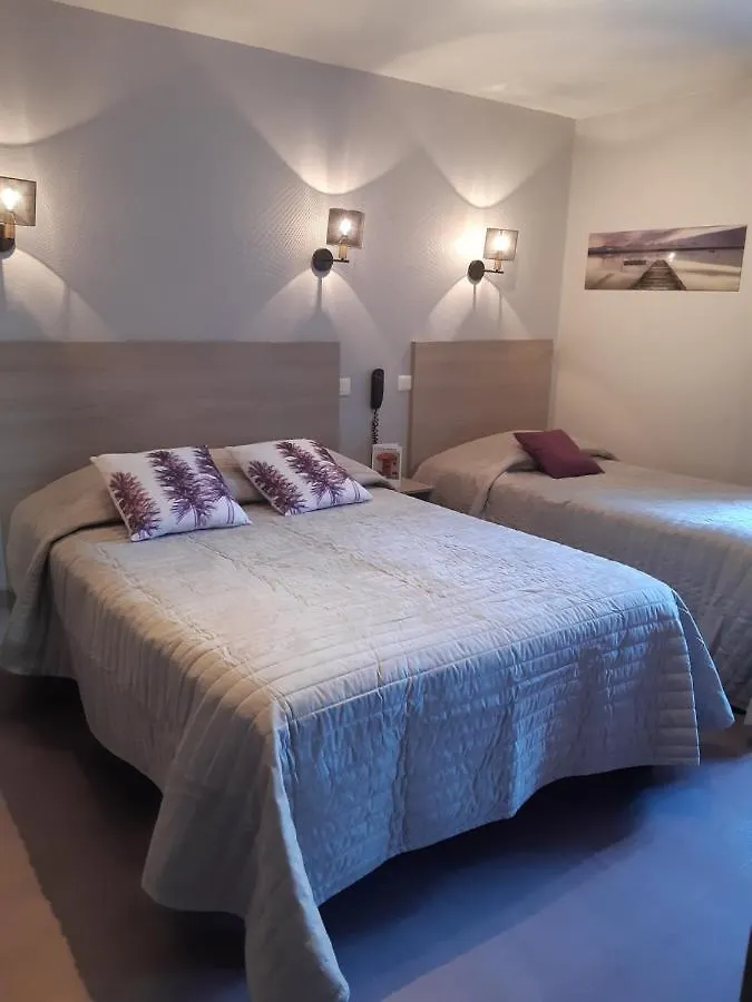La Bonne Auberge Segny Hotel